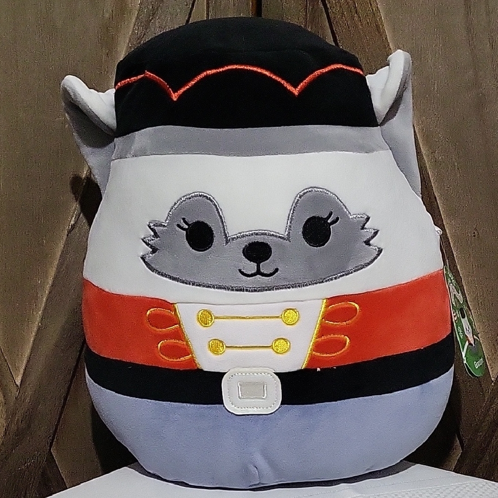 NWT Squishmallows "GRACELYNN" The Artic Fox Nutcracker 2023